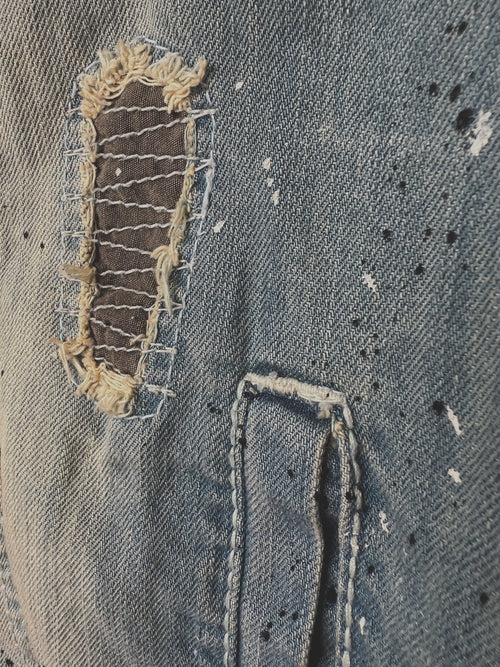 "Devil Made Me Do It" - Chaleco de mezclilla