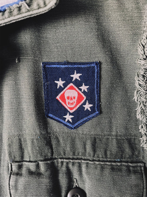 Sin mangas "MUERTO ADENTRO"