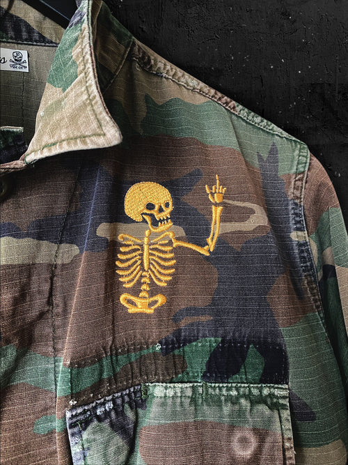 "Sin arrepentimientos" - Chaqueta de camuflaje